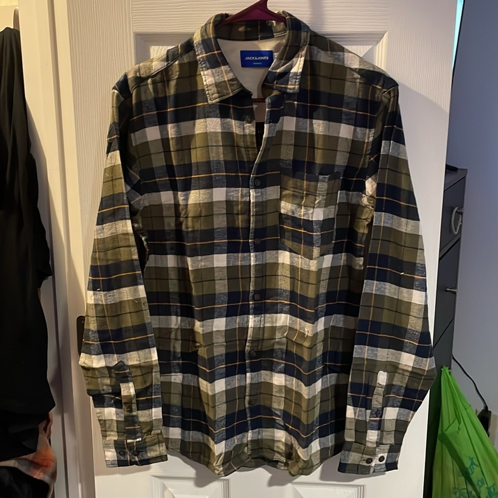 Jack & jones men’s plaid checkered button down shirt - medium